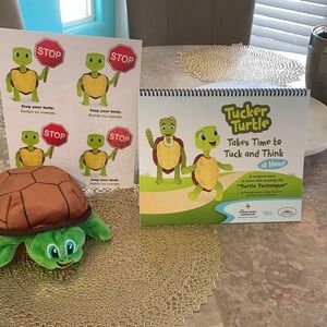 Tucker Turtle Plush Toy and Storybook Set English/Spanish
